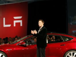Musk prý v minulosti zvažoval prodej Tesly firmě Apple Tesla, Musk