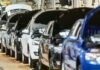 Přebytek zahraničního obchodu ČR v únoru klesl na 17,6 mld. Kč auta, výrobní linka, osobní automobily