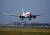 Asijské akcie prudce oslabily kvůli zákazu cest z Evropy do USA Plane