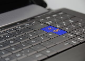 Experti:Uplatňování nařízení o ochraně osobních údajů se zlepšilo