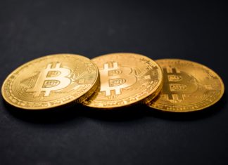 Kryptoměny podlehnou regulaci. Je to jen otázka času, tvrdí šéf americké Komise pro cenné papíry Bitcoin, krypto