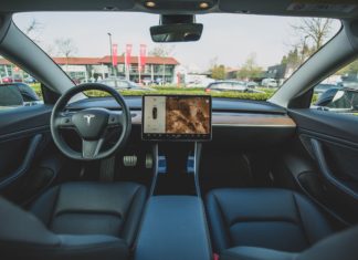 Musk splnil podmínky pro získání další mimořádné odměny z Tesly Musk splnil podmínky pro získání další mimořádné odměny z Tesly