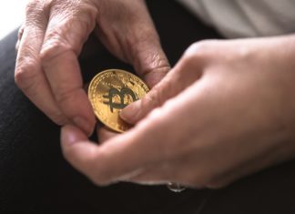 Bitcoin vytvořil nový cenový rekord. Zastavil se těsně pod hranicí 20 tisíc dolarů Bitcoin