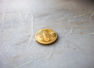 Bitcoin pokračuje ve spanilé jízdě. Ve čtvrtek se krátce dostal nad 40 tisíc dolarů Bitcoin