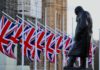 Před čerpacími stanicemi v Londýně se opět tvoří dlouhé fronty Velká Británie