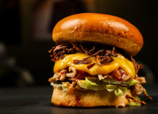 McDonald’s: stagnující akcie a obavy z delty burger