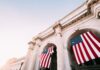 Fed promluvil. Centrální banka USA zvýšila úrokové sazby a vyhlásila válku inflaci Výbor pro operace na volném trhu (FOMC), který v rámci americké centrální banky rozhoduje o nastavení parametrů měnové politiky, zvýšil úrokové sazby.
