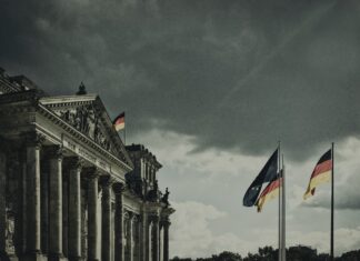 Němečtí dovozci ruského plynu předpokládají, že budou platit dál v eurech či dolarech Němečtí dovozci ruského plynu předpokládají, že budou platit dál v eurech či dolarech