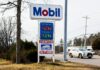 Spotřebitelské ceny v USA začaly opět růst. Nepomohlo ani rapidní zlevnění pohonných hmot benzín, nafta, pohonné hmoty, benzínka, gas station, Amerika, USA