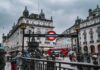 Britská ekonomika ve třetím čtvrtletí klesla o 0,2 procenta Ekonomové v anketě agentury Reuters očekávali, že britská ekonomika v období od července do září klesne o 0,5 procenta.