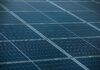 Firma Lightyear zahájila jako první sériovou výrobu solárního elektromobilu Nizozemská společnost Lightyear zahájila jako první na světě sériovou výrobu elektromobilu, který získává energii přímo ze slunečního svitu.