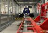 Tesla odkládá plán rozšíření svého závodu v Šanghaji Americký výrobce elektromobilů Tesla odložil plán rozšíření své továrny v Šanghaji.