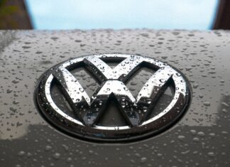 Německý Volkswagen vykázal za rok 2022 zisk téměř 16 miliard eur Německé automobilové skupině Volkswagen v roce 2022 vzrostl čistý zisk na 15,8 miliardy eur (375,3 miliardy Kč), to je v meziročním srovnání nárůst 2,6 procenta.