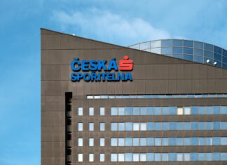 Česká spořitelna dokončila nákup úvěrů Sberbank CZ, zaplatila 41,05 miliardy Kč Česká spořitelna budova, spořicí účet, finance