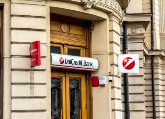 UniCredit Bank v ČR a SR stoupl letos čistý zisk o 19 procent na 2,2 miliardy Kč Unicredit Bank