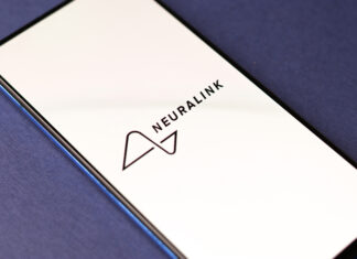 Neuralink vyvíjející mozkové čipy může zahájit testování na lidech Neuralink