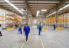 Indická Tata investuje čtyři miliardy liber do továrny na baterie v Británii Indická společnost Tata, která je majitelem automobilky Jaguar Land Rover (JLR), investuje čtyři miliardy liber