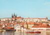 Český státní dluh v pololetí poprvé překročil hranici tří bilionů korun Český státní dluh se v pololetí zvýšil na 3,044 bilionu korun a poprvé tak překročil hranici tří bilionů.