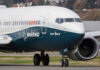 Akcie Boeingu prudce oslabují, trh vyhodnocuje dopady nehody letadlo, boeing 737, motor, křídlo