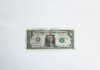 Dolar posiluje po překvapivě příznivých údajích o trhu práce v USA Dolar