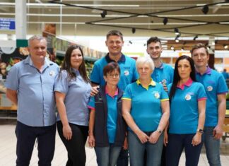 Tesco navyšuje základní mzdy nad úroveň očekávané inflace a investuje do zlepšení benefitů