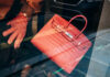 V Paříži jde v červenci do dražby první kabelka Birkin od luxusní značky Hermès Birkin
