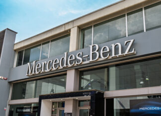 Čtvrtletní zisk automobilky Mercedes-Benz se propadl téměř o třetinu Mercedes-Benz
