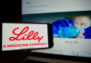 Eli Lilly sází na AI: dohoda za až 2,75 miliardy USD může změnit vývoj léků Lilly