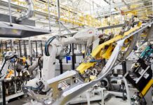 ABB Robotics: Kybernetická bezpečnost a inteligentní automatizace podporují růst výroby elektromobilů ABB