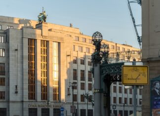 ČNB rozšíří okamžité platby i na transakce v eurech ČNB