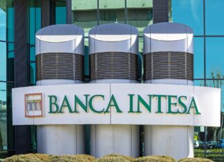 Intesa nabídla 30,6 miliardy eur za převzetí MPS Intesa