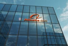 Čínský podnik Alibaba v Hongkongu prodal akcie v rekordním sekundárním umístění Alibaba. Zdroj fotky: Adobe Stock