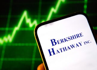Berkshire pod vedením Grega Abela více investuje a zdvojnásobila čtvrtletní zisk Bekshire