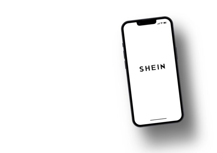 Shein. Zdroj fotky: Adobe Stock