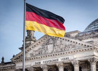Handelsblatt: Německé firmy propouštějí více než podniky v jiných zemích Německo. Zdroj fotky: Adobe Stock